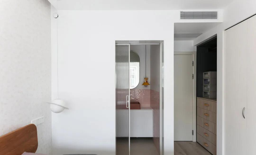 110㎡樹屋親子宅，定制收納柜，空間多到用不完！